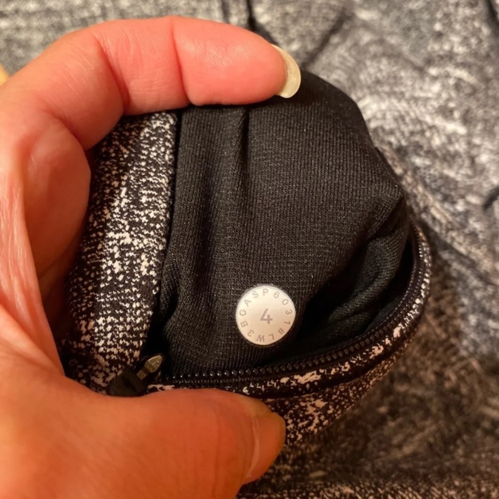 Lululemon Jacket - Picture 6 of 6